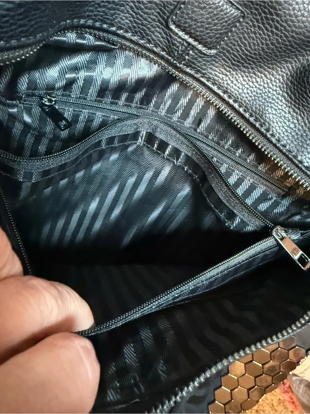 N/A black backpack
